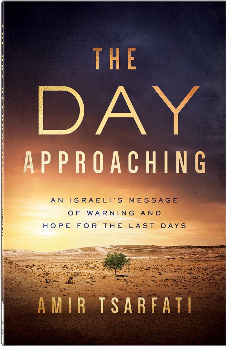 Productafbeelding: voorkant van The Day Approaching